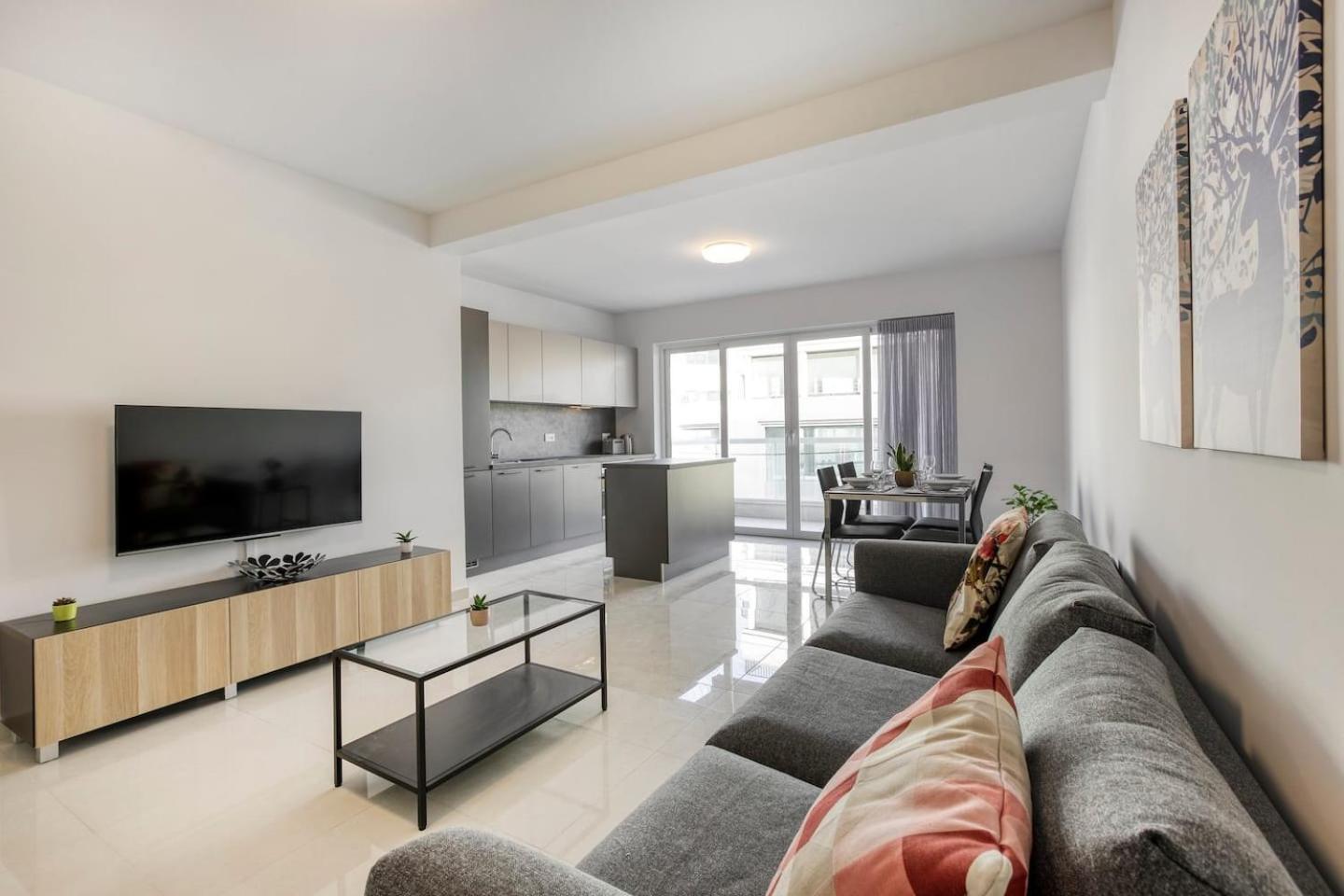 Beautiful Modern Central 2Br Apt Ta Xbiex Luaran gambar