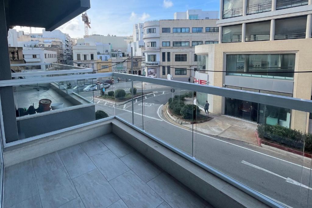 Beautiful Modern Central 2Br Apt Ta Xbiex Luaran gambar